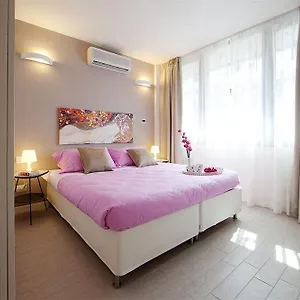 2* Hotel apartamentowy La Farina